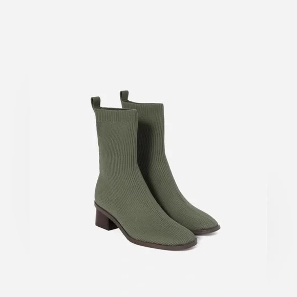 EUC Like New Everlane The High-Ankle ReKnit Glove Boot in Olive 🫒 Caper Green, 5 - Picture 2 of 9